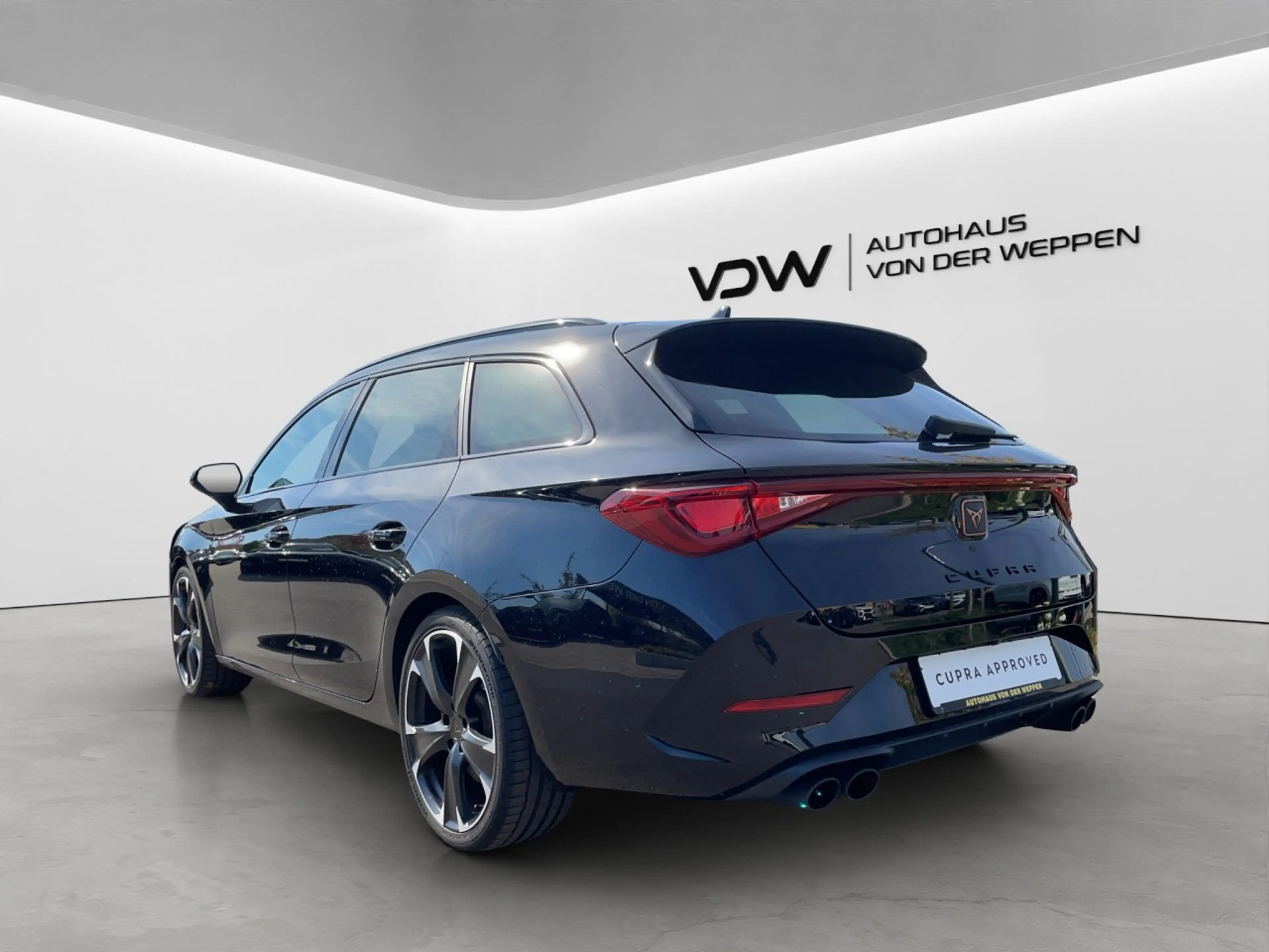 CUPRA Leon ST VZ 4Drive 5JGar AHK Beats FahrAsXL eHeck — photo 5