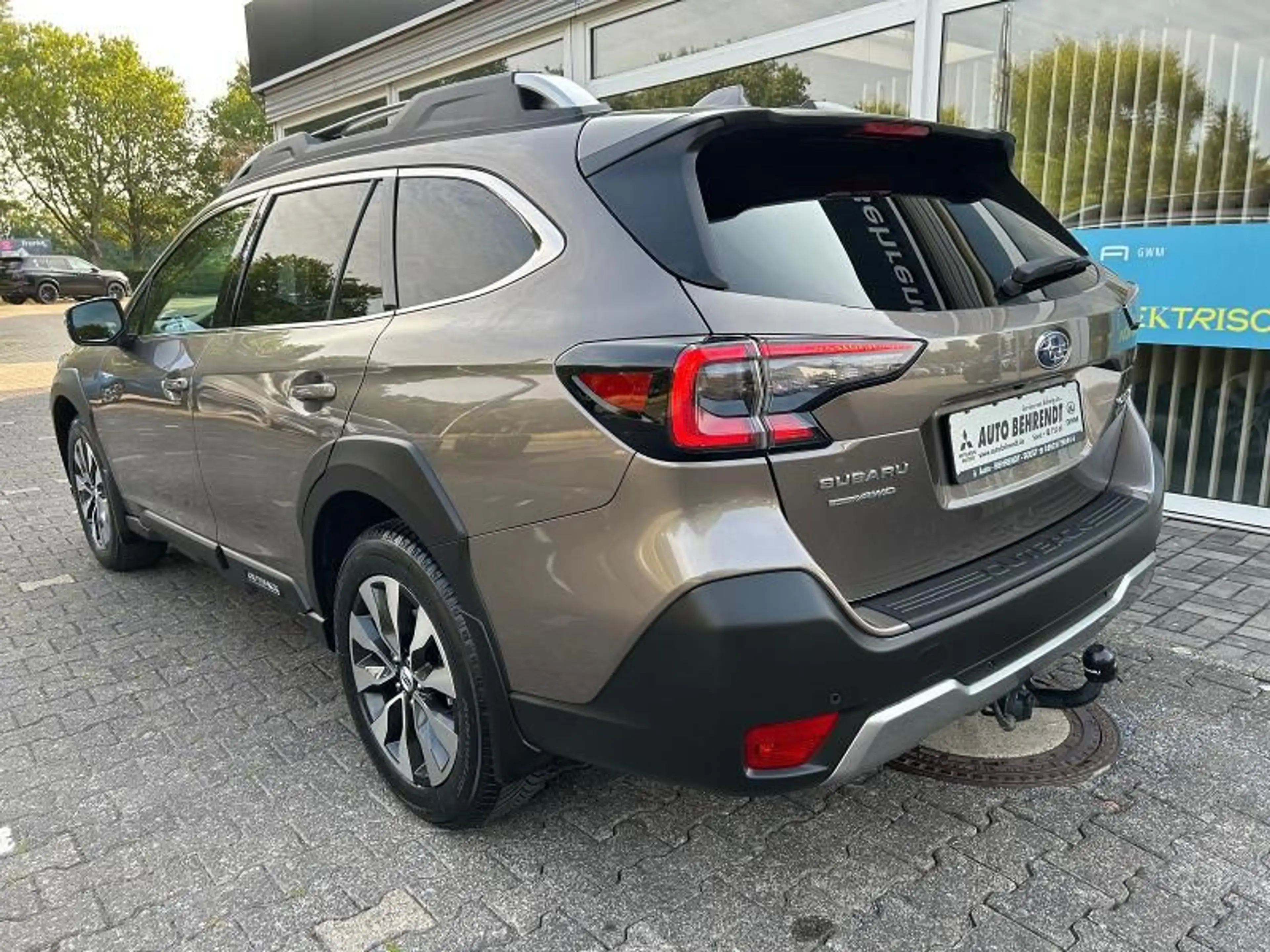 Subaru OUTBACK Platinum 2.5 AWD *Garantie*Kamera*Pano* — photo 4