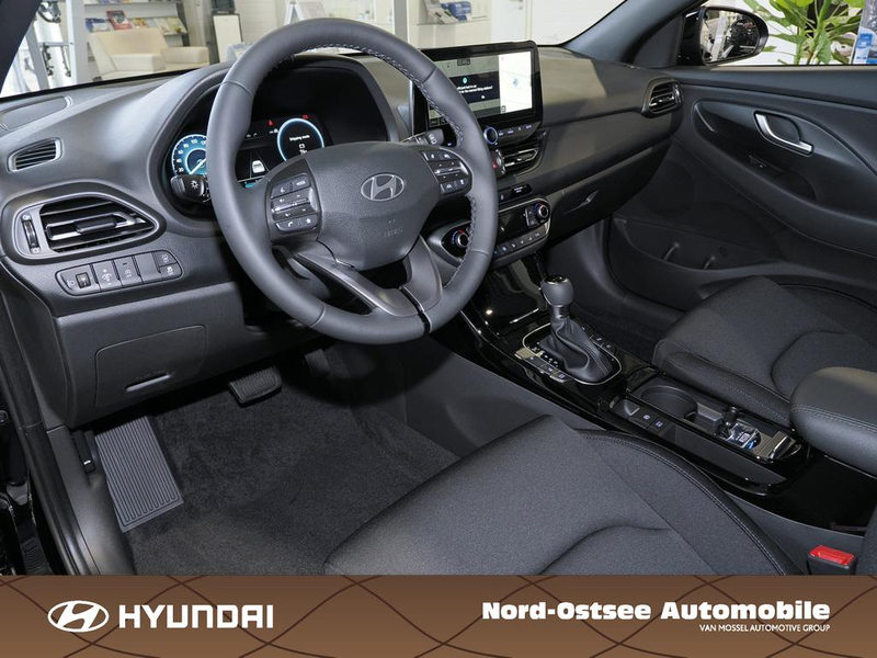 Hyundai i30 FL Kombi Advantage 2xKlima AUT DynLicht Kam. — photo 7