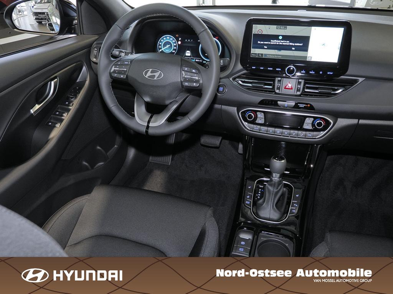 Hyundai i30 FL Kombi Advantage 2xKlima AUT DynLicht Kam. — photo 8