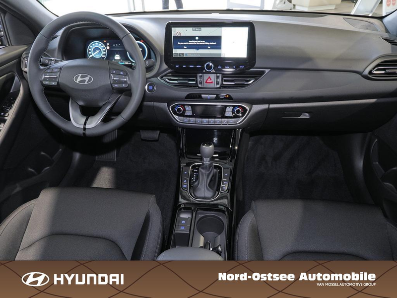 Hyundai i30 FL Kombi Advantage 2xKlima AUT DynLicht Kam. — photo 11