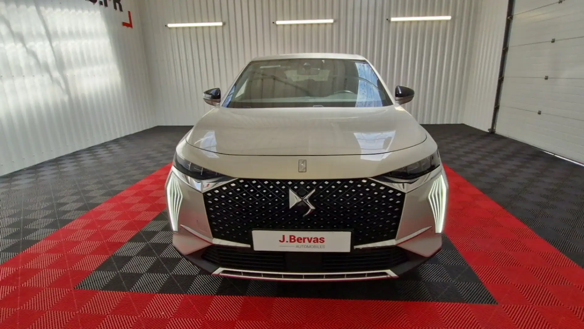 DS Automobiles DS 7 Crossback BlueHDi 130 Automatique BASTILLE + - 2