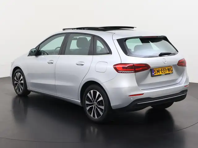 Mercedes-Benz B-Class view 8