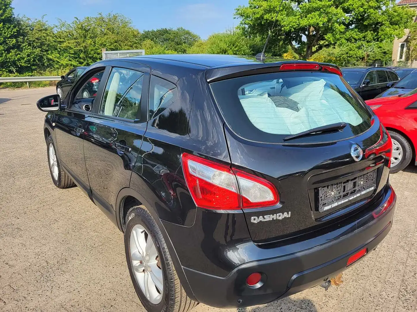Nissan Qashqai 1.6 acenta Schwarz - 2