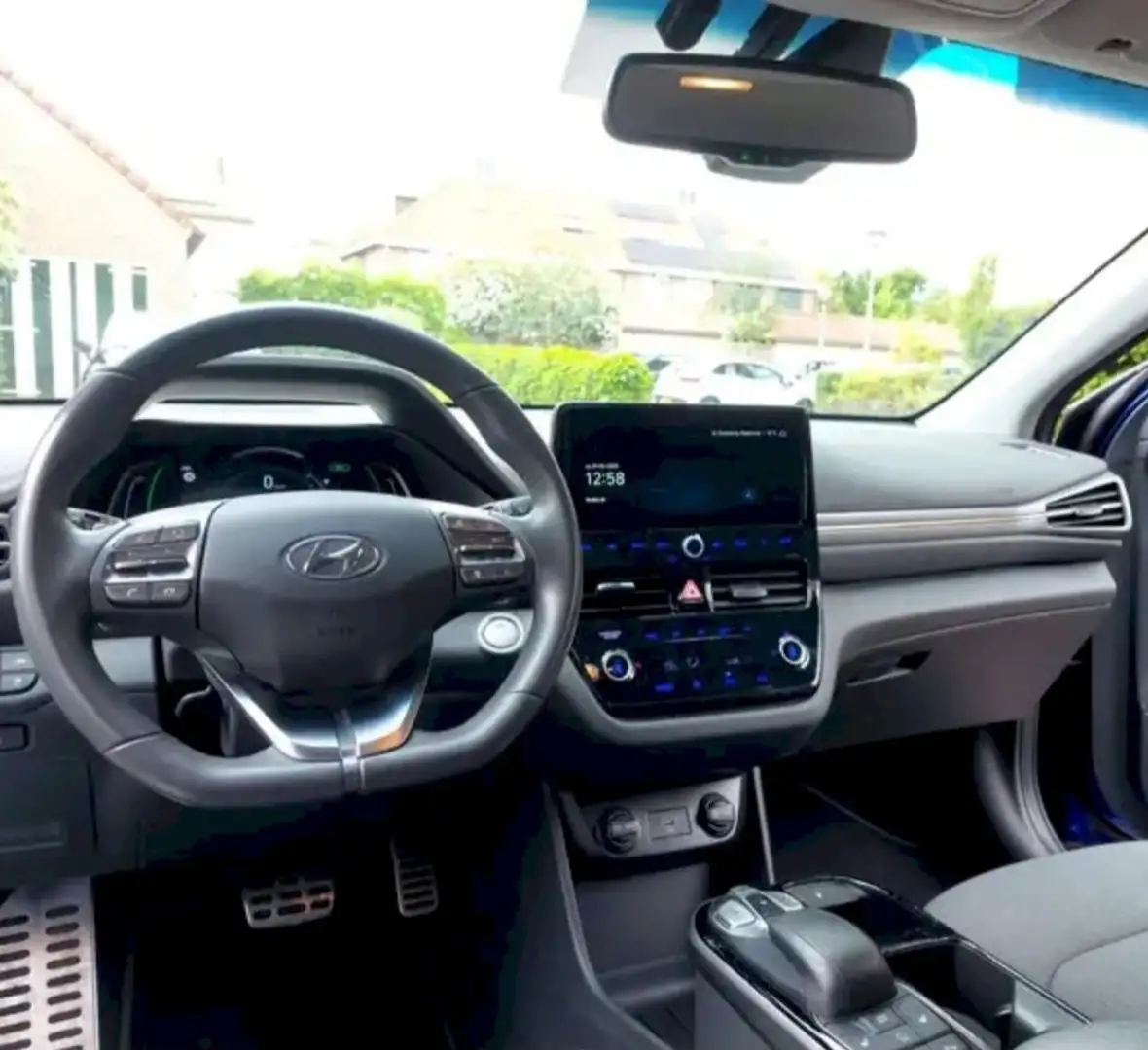 Hyundai IONIQ Blauw - 1