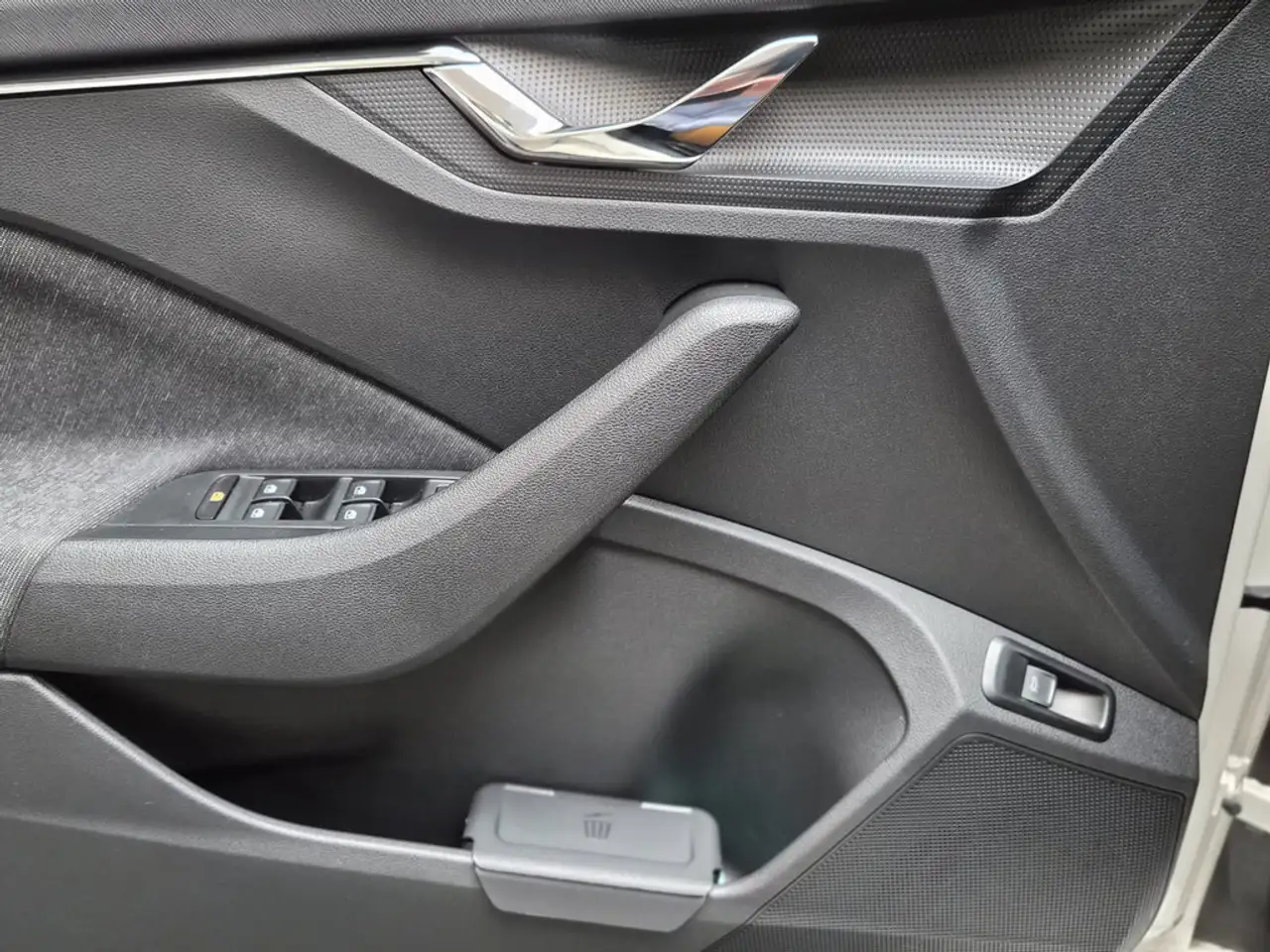 Skoda Kamiq 1.0 TSI Style KLIMA PDC SHZ KAMERA ACC, миниатюра 29