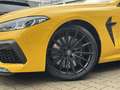 BMW M8 Competition Coupé xDrive M Drivers Carbon B&W Gelb - thumbnail 3