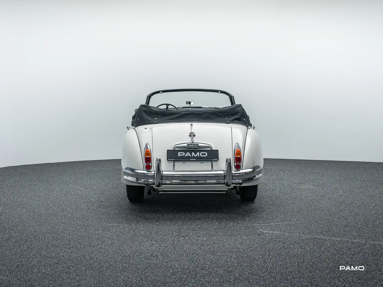 Jaguar XK 150 DHC, foto 6