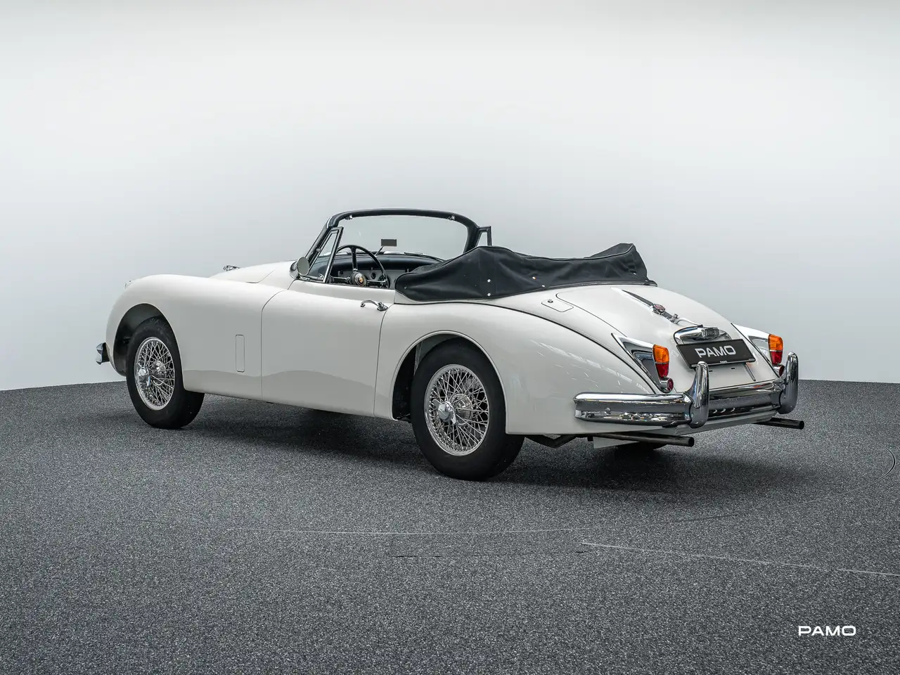 Jaguar XK 150 DHC, foto 4