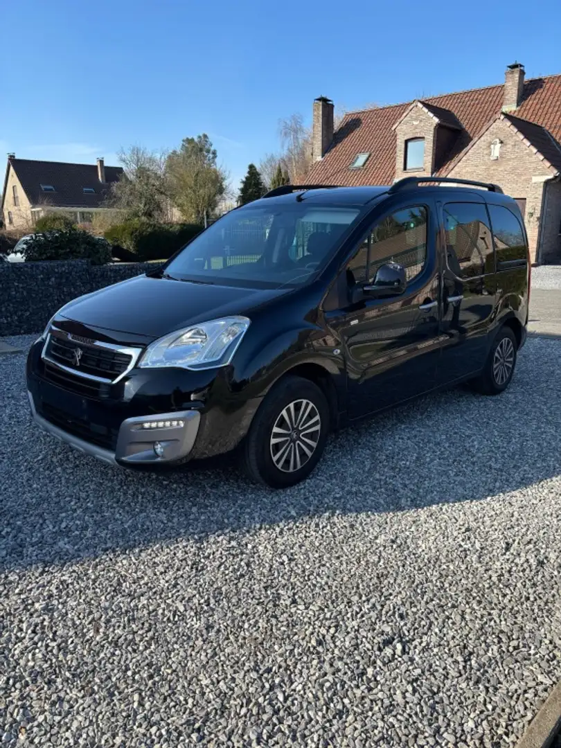 Peugeot Partner Tepee 1.6BlueHDI Outdoor 100 Negro - 1