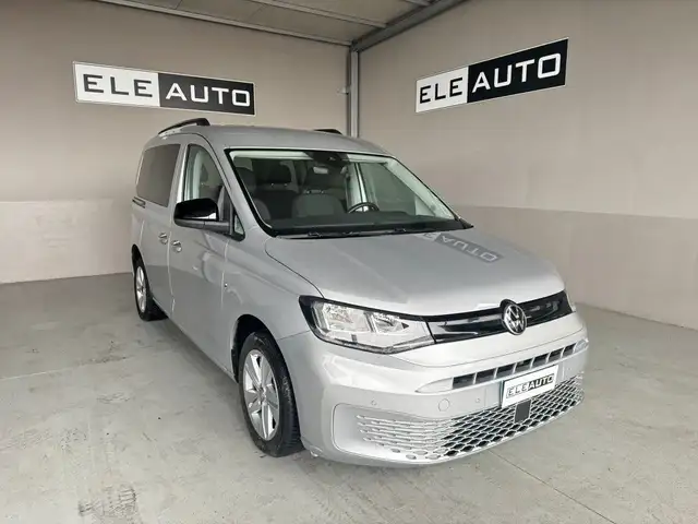 Volkswagen Caddy 1.5 TSI 114 CV DSG Space 7 Posti Iva esposta
