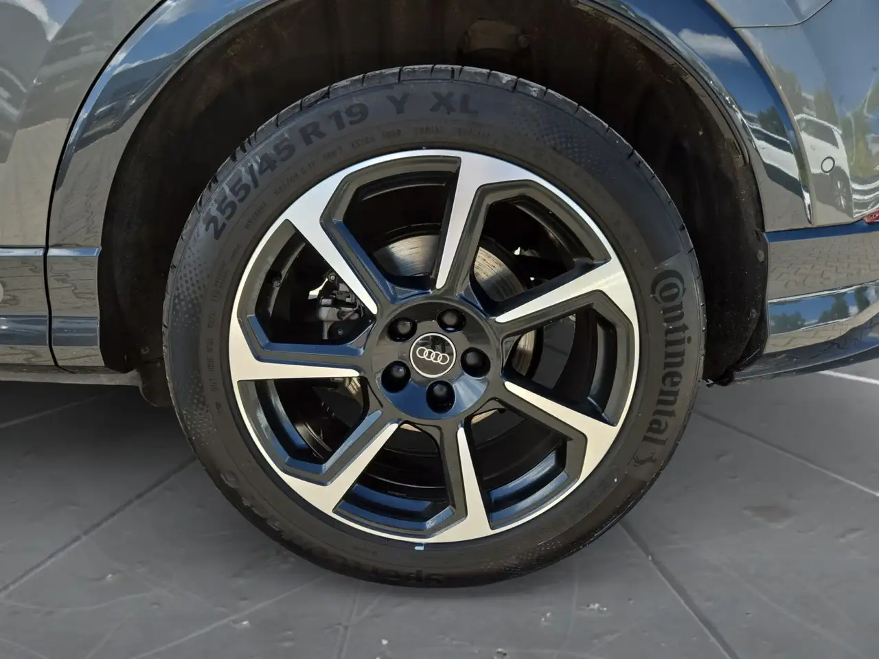 Audi Q3 S line 35 TFSI S tronic, Optikpaket schwarz/M 15