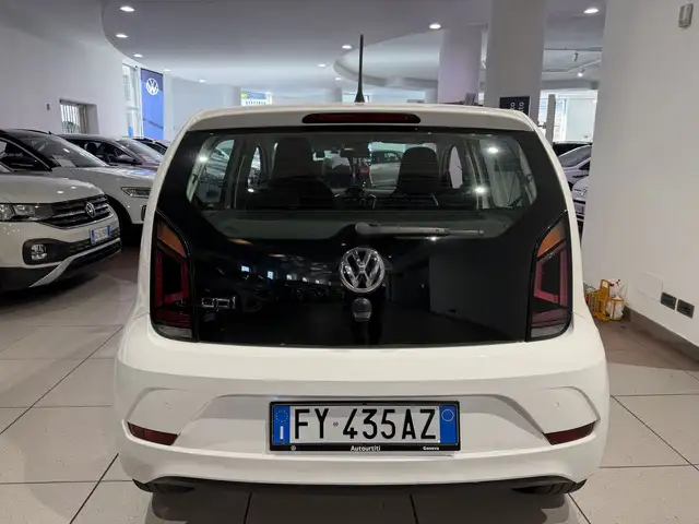 Volkswagen Up! view 4