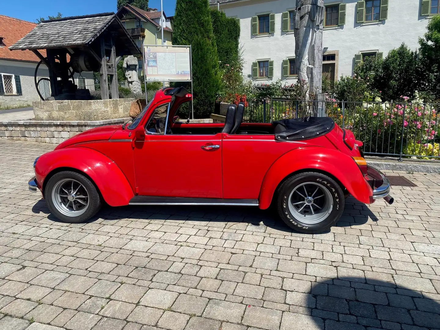 Volkswagen Käfer Cabrio 1303 S 37 kW (50 PS), Schalt. 4-Gang, He... Roşu - 2