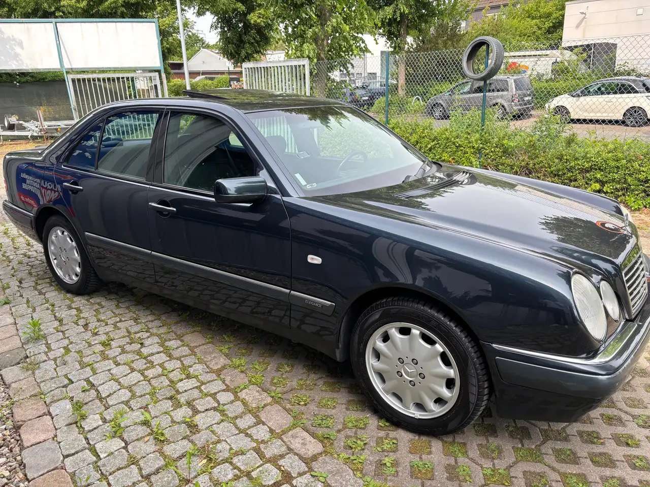 Mercedes-Benz E 240 E-Klasse Elegance Automatik, foto 8