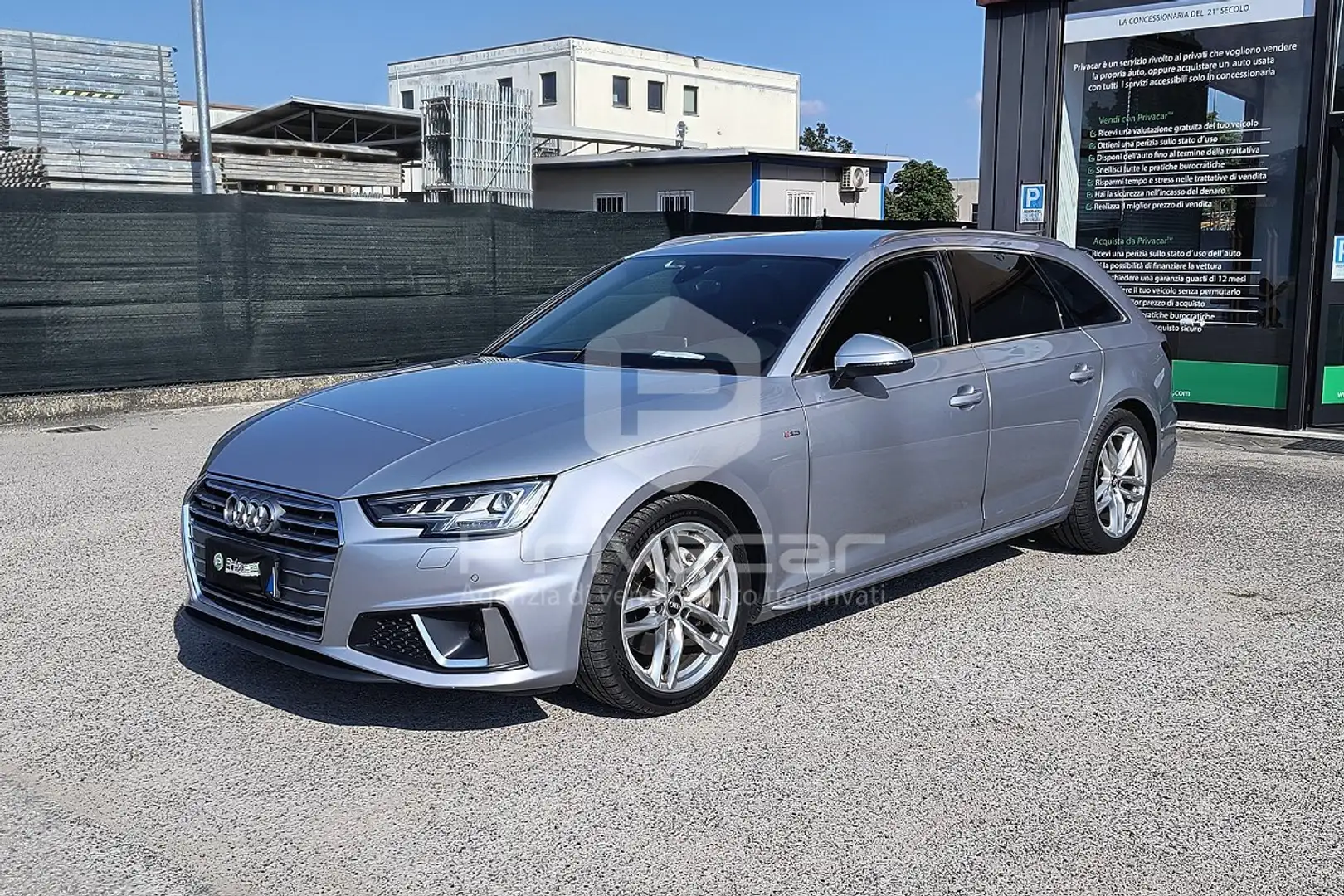 Audi A4 A4 Avant 40 TDI quattro S tronic Business Sport Argent - 1