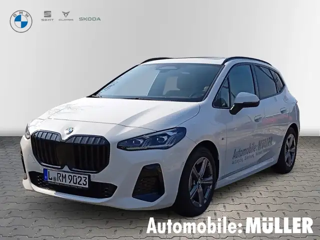 BMW 223 Active Tourer i M Sport Navi Klima Pano AHK PDC Me