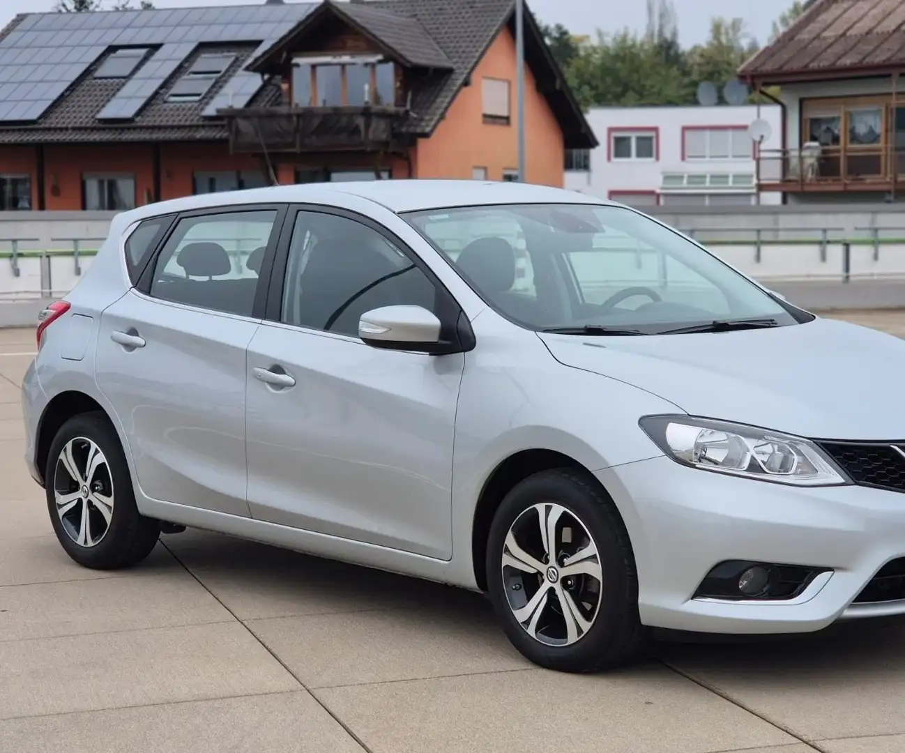 Nissan Pulsar Pulsar 1.2 DIG-T AcentaAcenta Silber - 1