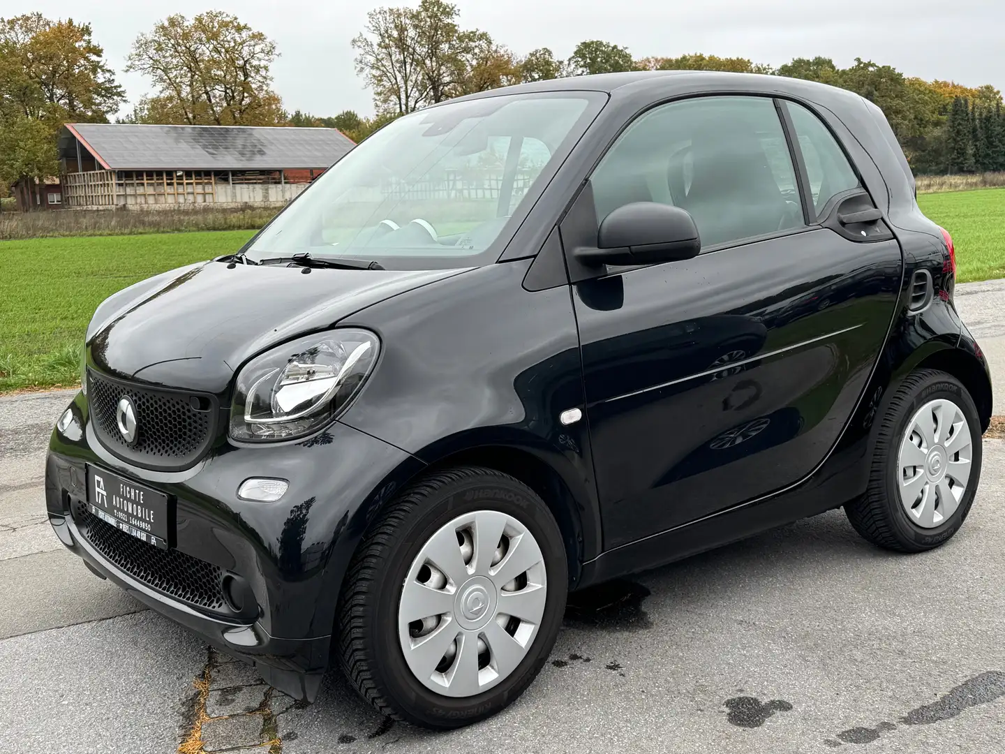 smart forTwo Basis 52kW (453.342) Klima Automatik Schwarz - 1