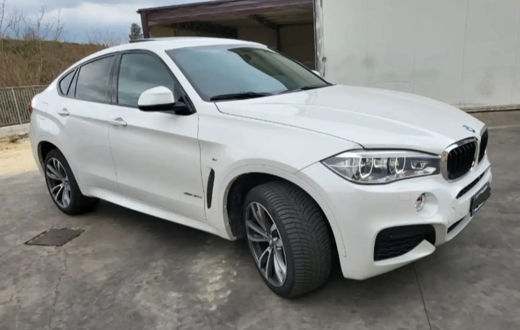 BMW X6 M M50d auto - 1