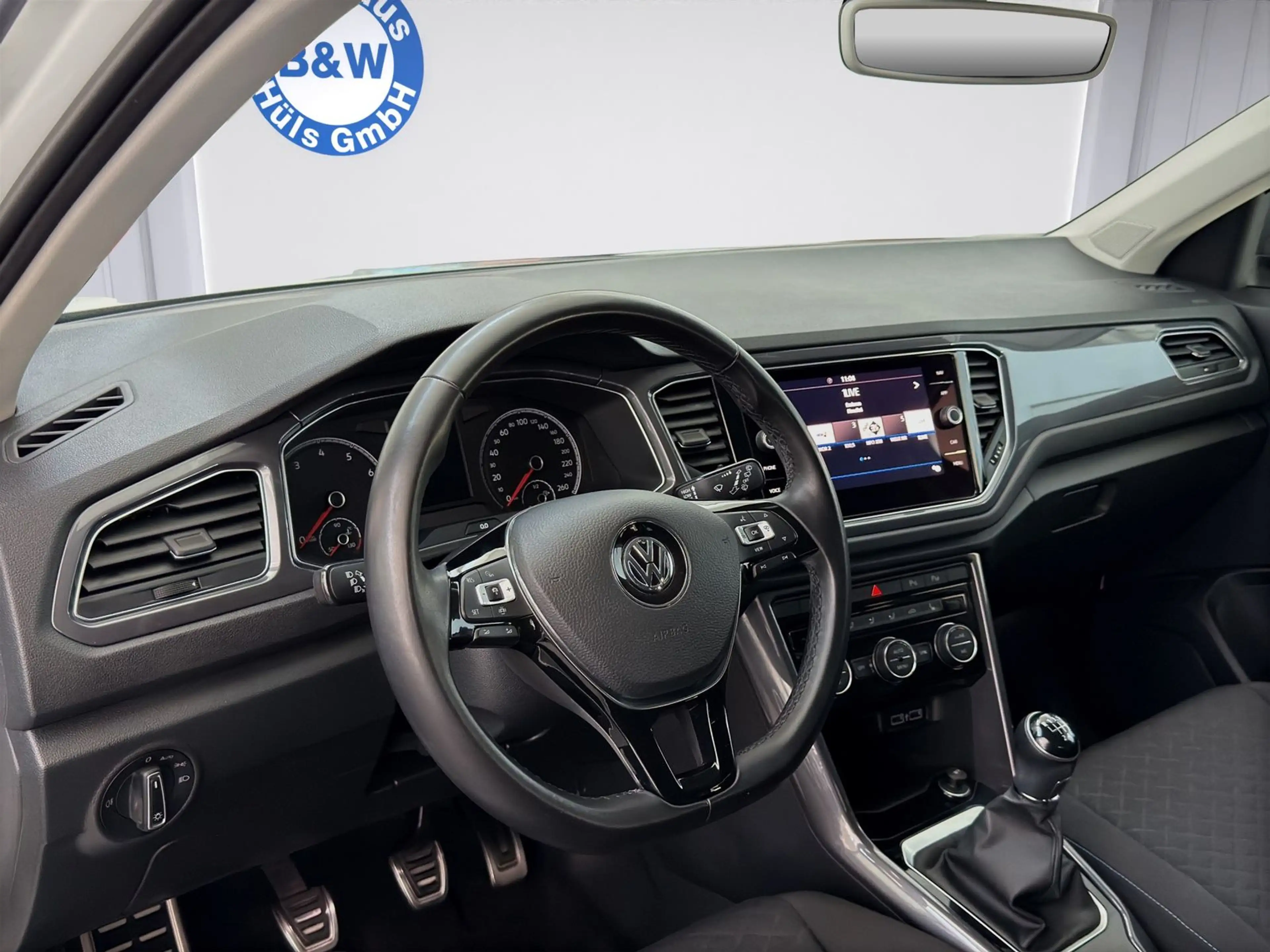 Volkswagen T-Roc IQ.DRIVE*1-HAND*ACC*KAMERA*KLIMA*AHK* — photo 9