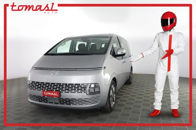 Hyundai STARIA 2.2 AT 2WD 9 posti Wagon