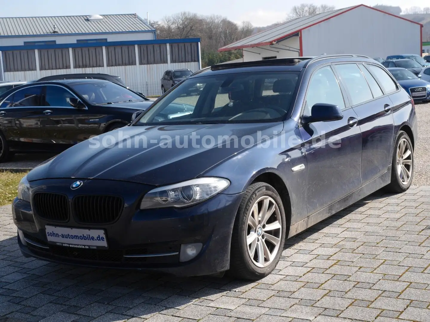 BMW 520 d Touring Aut./Pano/Navi/Xenon/PDC Blau - 2