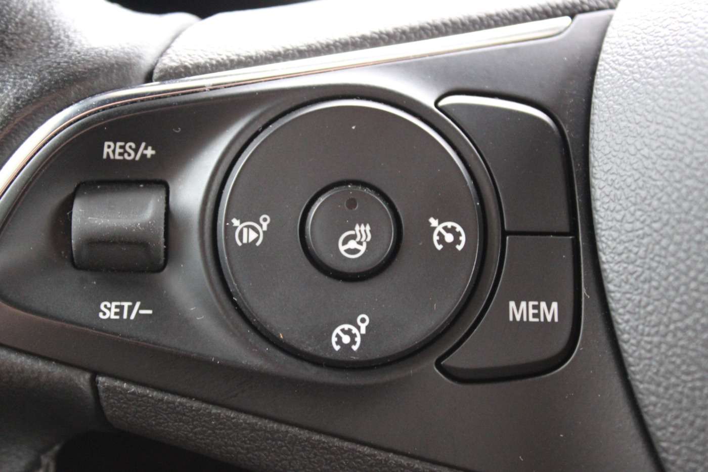 Opel Mokka E