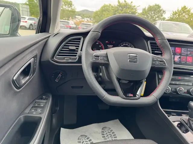 Seat Leon Leon view 10