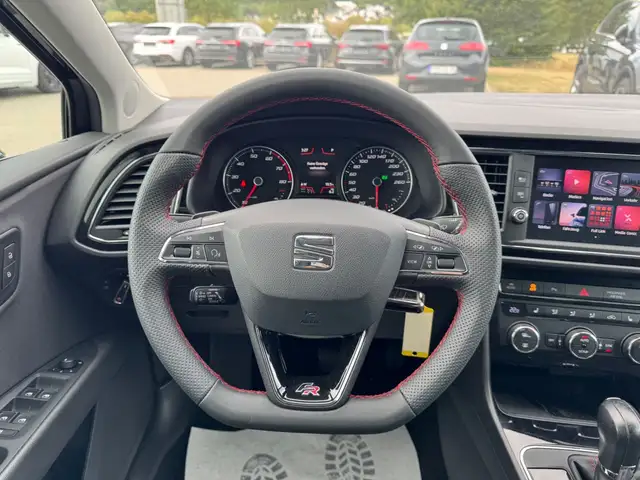 Seat Leon Leon view 9