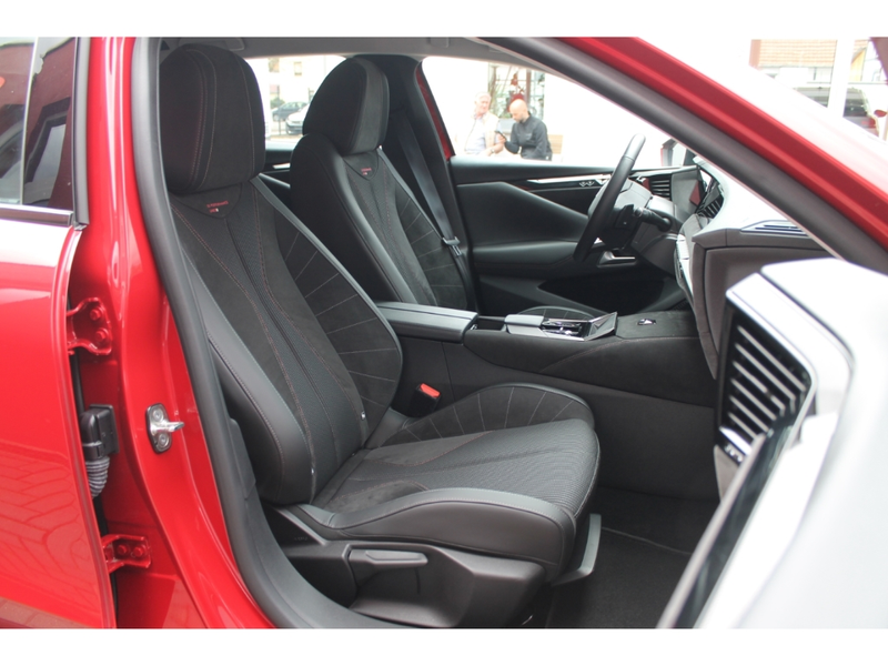 DS Automobiles DS 4 Perf Line PT130 EAT8 Kamera Shz DAB LED Apple — photo 10