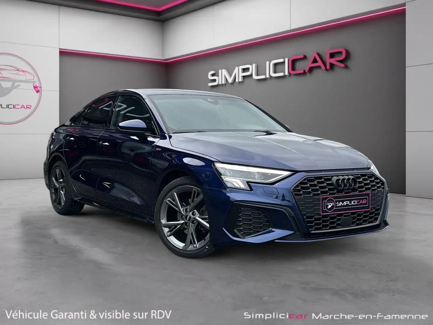Audi A3 A3 30 TFSI Business Edition S line S tronic Blauw - 1