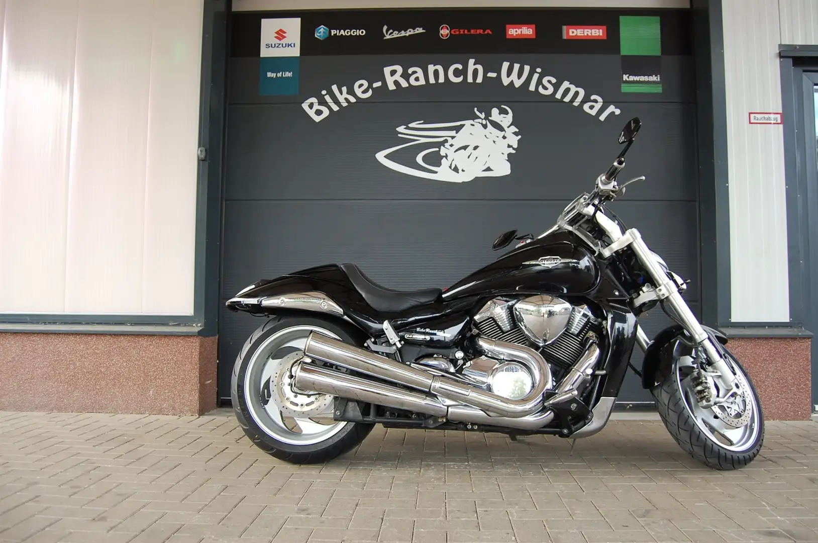 Suzuki VZR 1800 Noir - 1