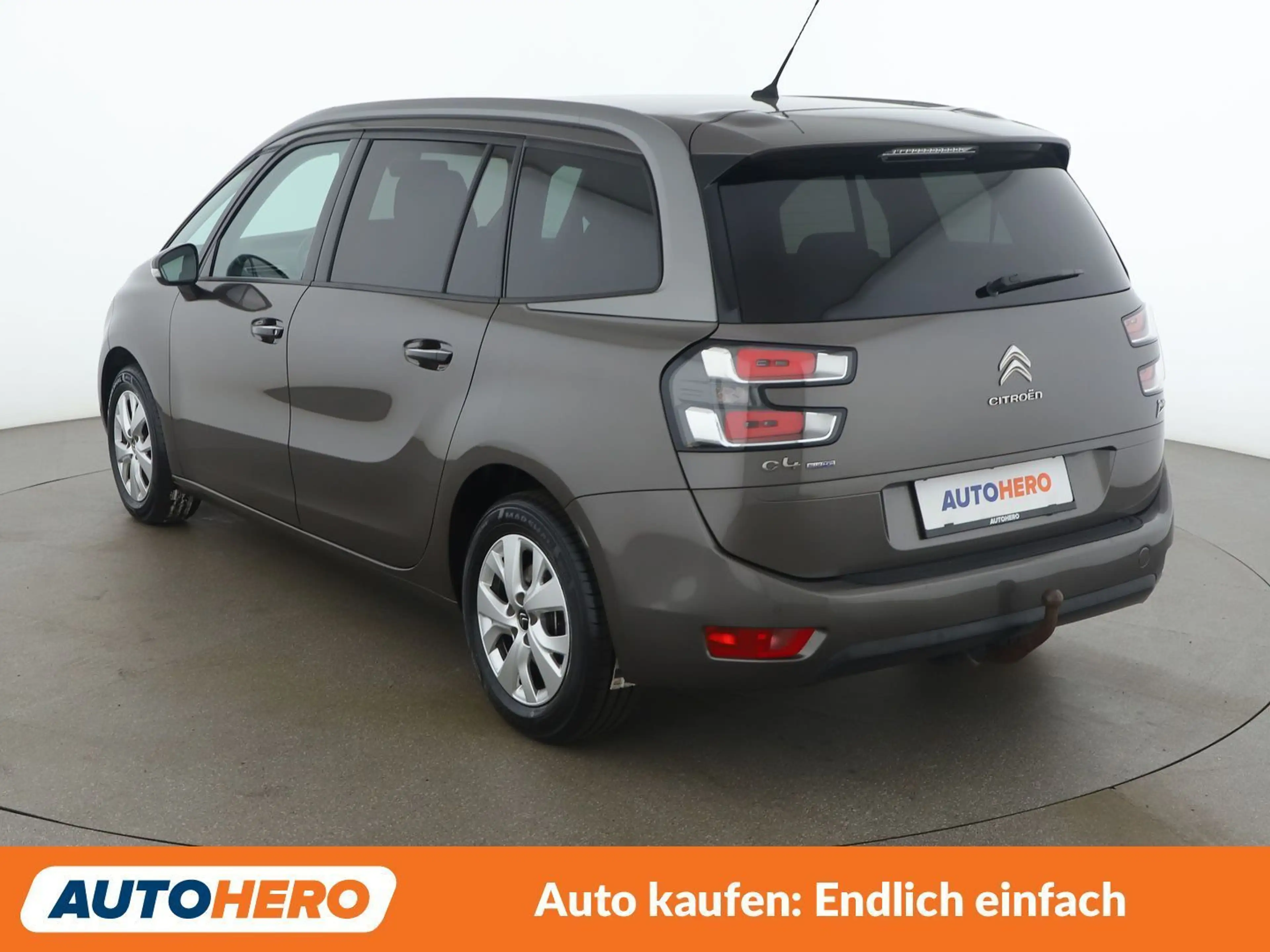 Citroen C4 Picasso 1.6 Blue-HDi Selection — photo 4