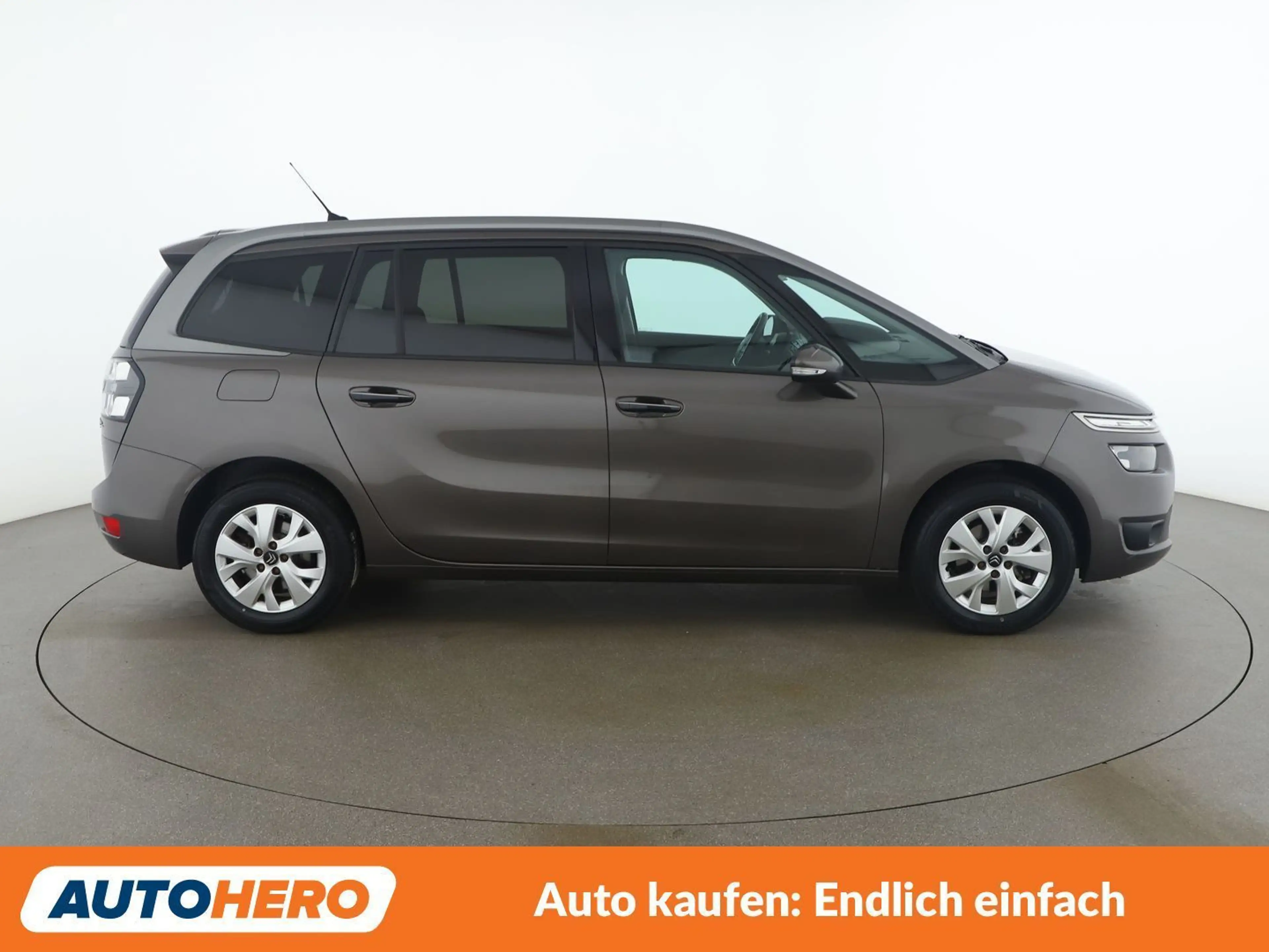 Citroen C4 Picasso 1.6 Blue-HDi Selection — photo 7