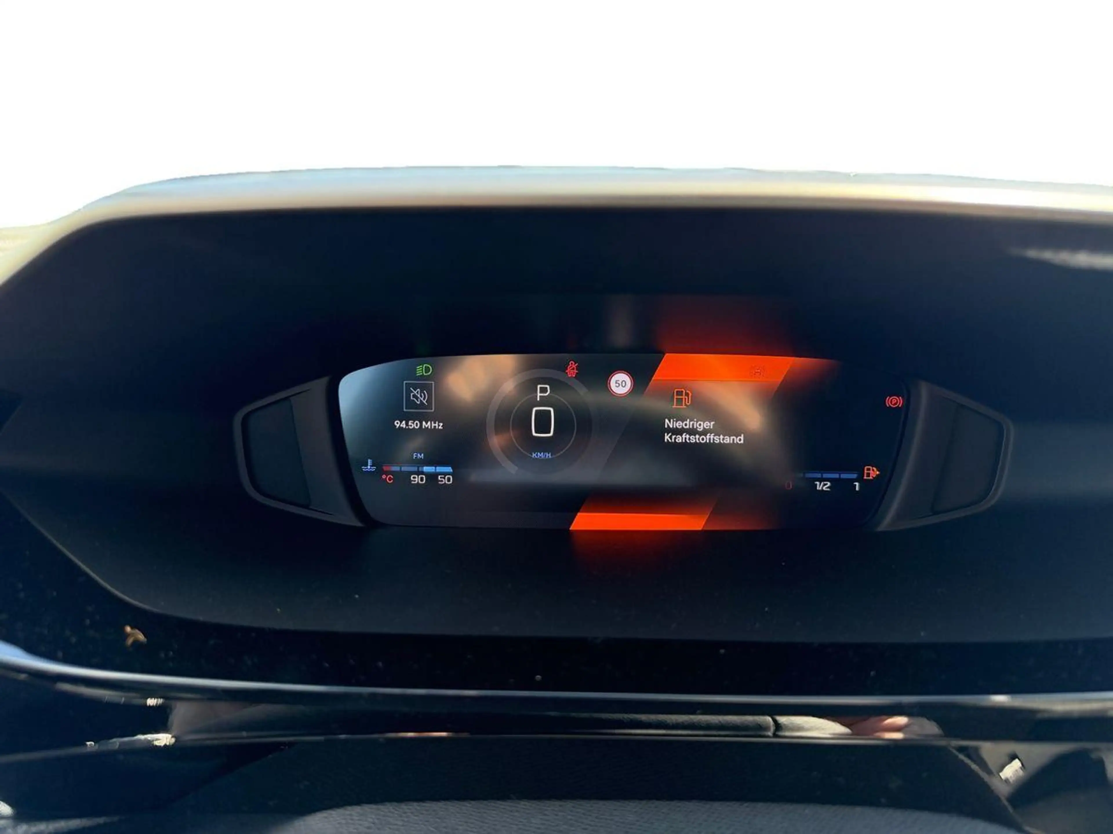 Peugeot 308 1.5 Diesel FAP — photo 8