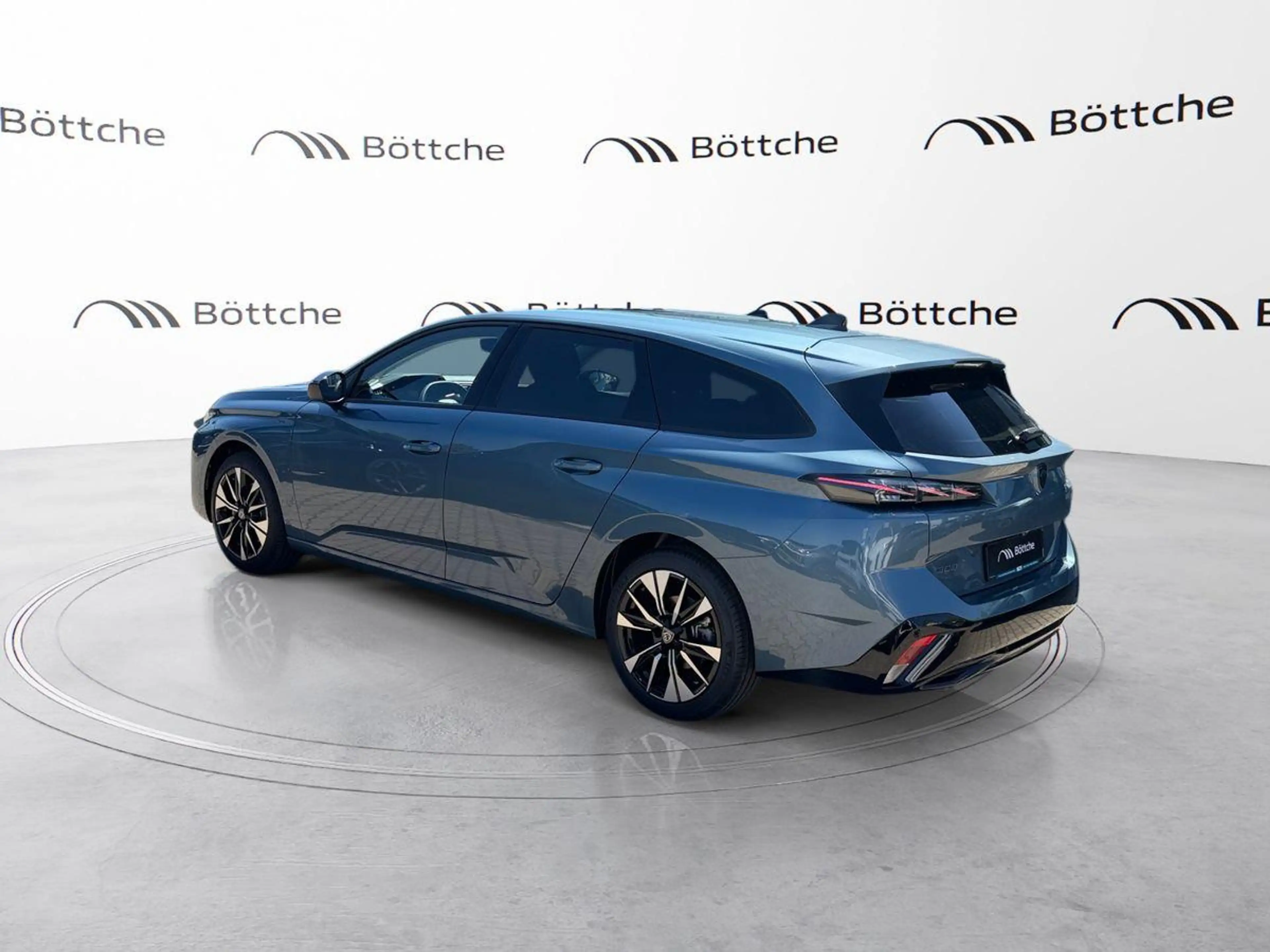 Peugeot 308 1.5 Diesel FAP — photo 3