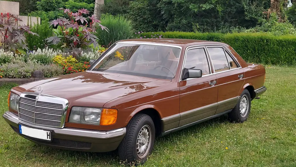 Mercedes-Benz 280 1983 из Европы — купить под ключ