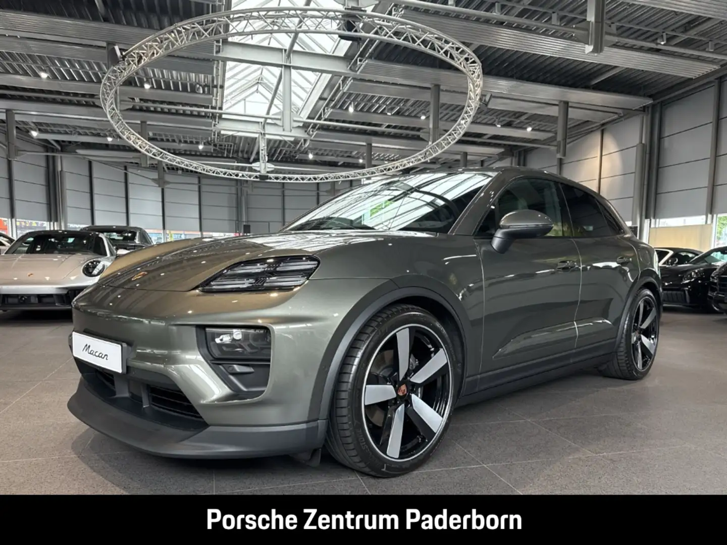 Porsche Macan InnoDrive Head-Up BOSE Luftfederung 22-Zoll Grün - 1