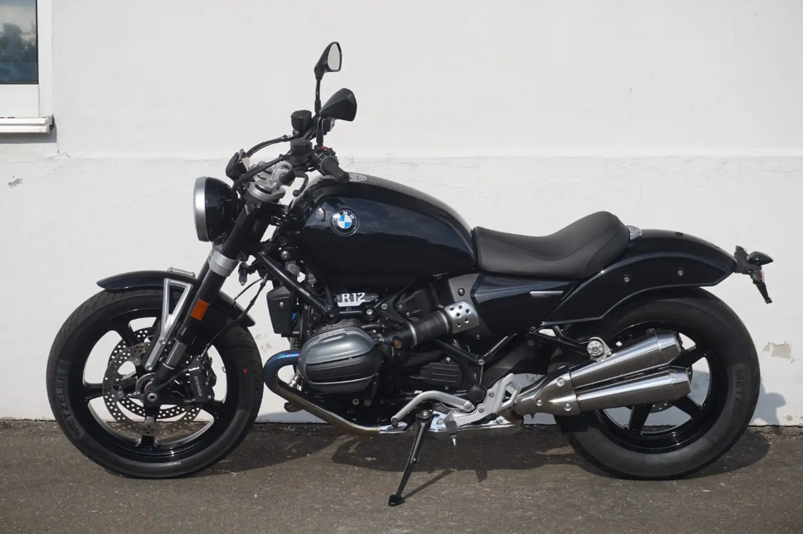 BMW R 12 Zwart - 1