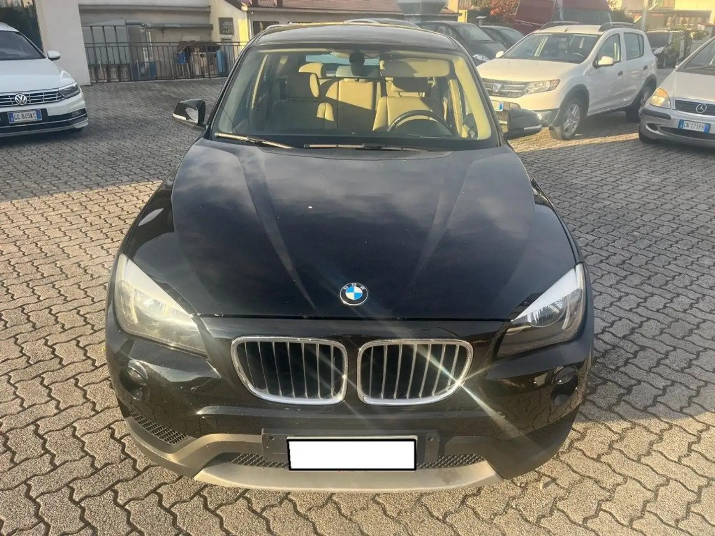 BMW X1 xDrive18d X Line Catena appena sostiuita Noir - 2