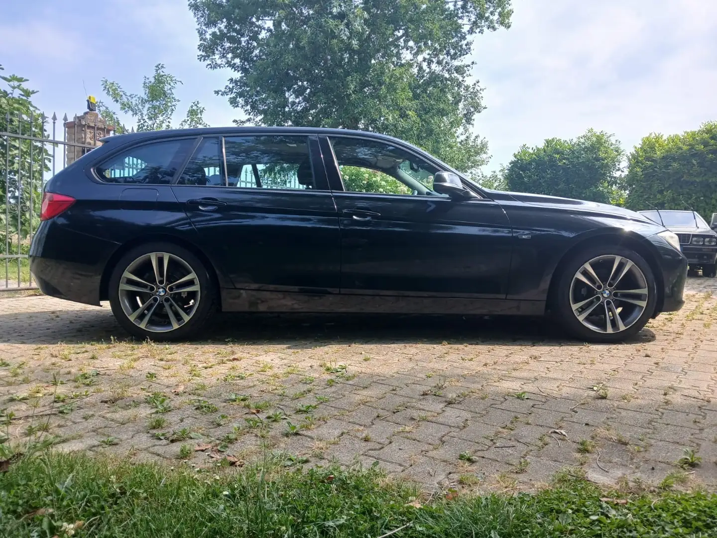 BMW 316 316d Touring Sport - 2