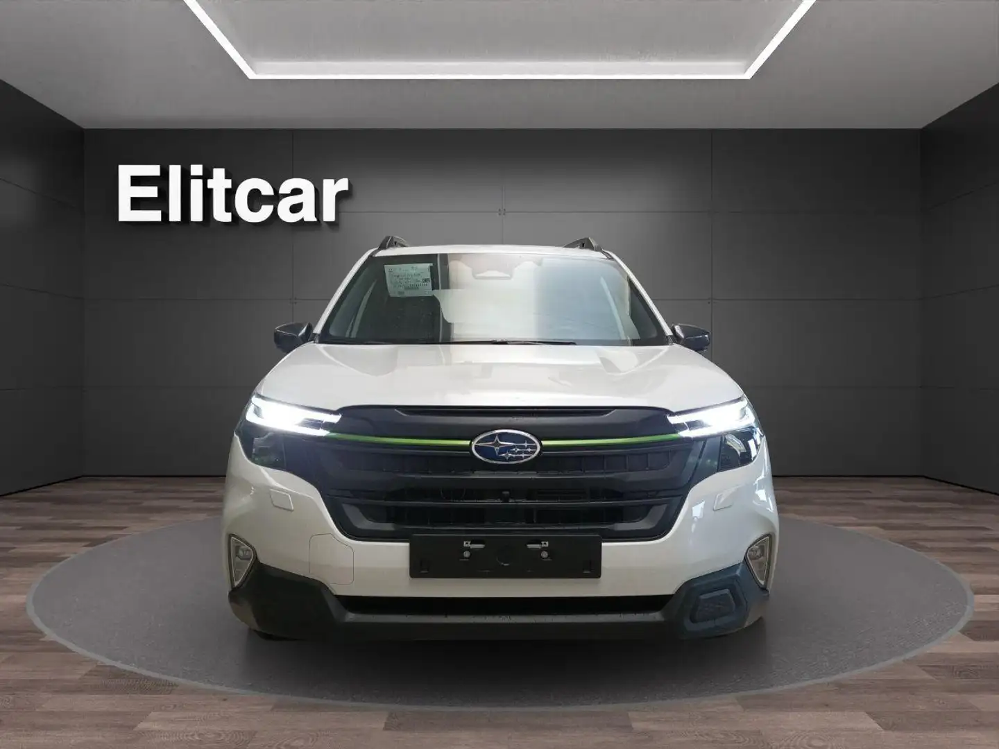 Subaru Forester 2.0 e-Boxer MHEV CVT Lineartronic 4dventure Bianco - 2