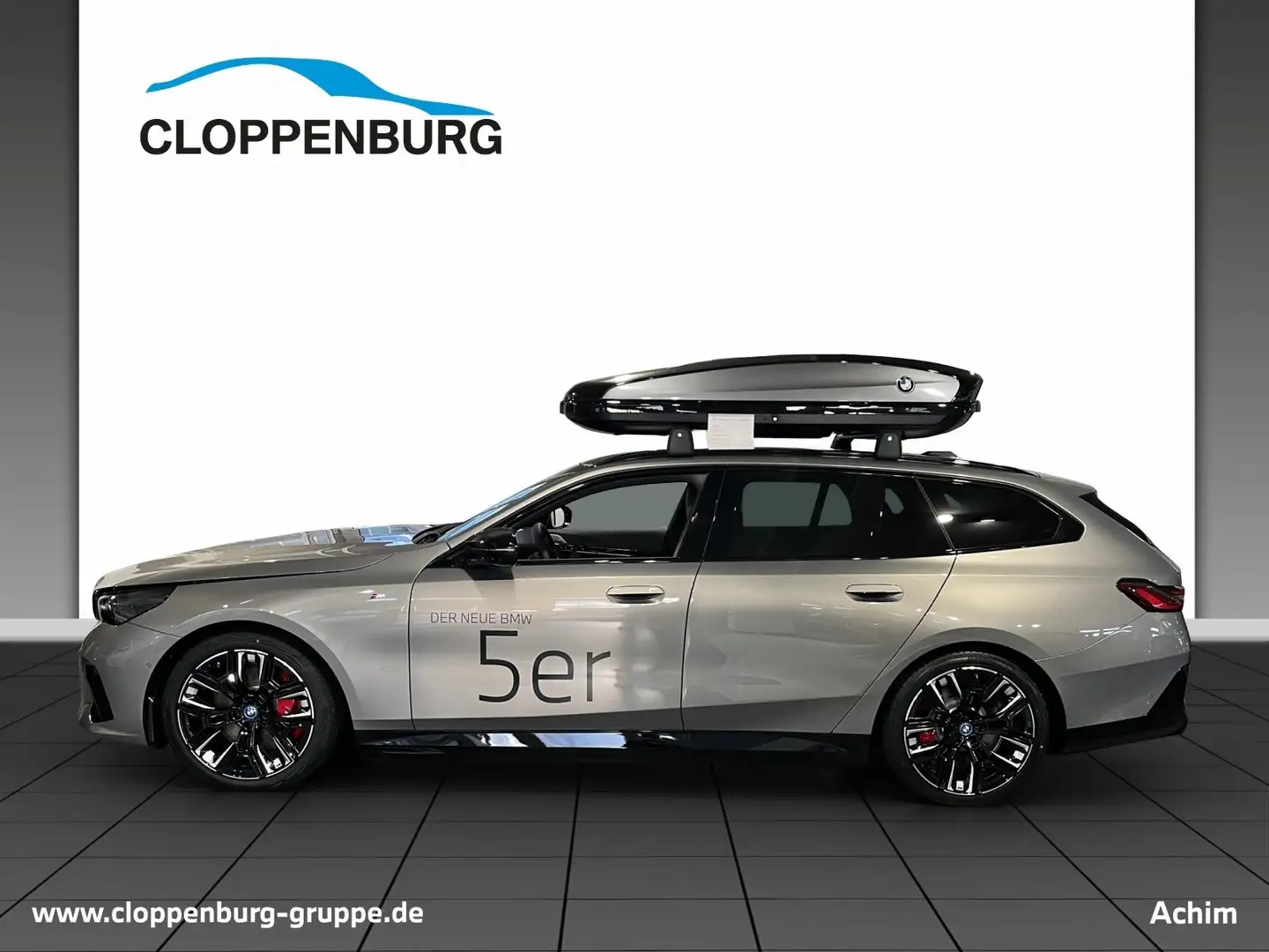 BMW i5 M60 xDrive Touring Sportpaket Pro Head-Up Pano AHK Šedá - 2