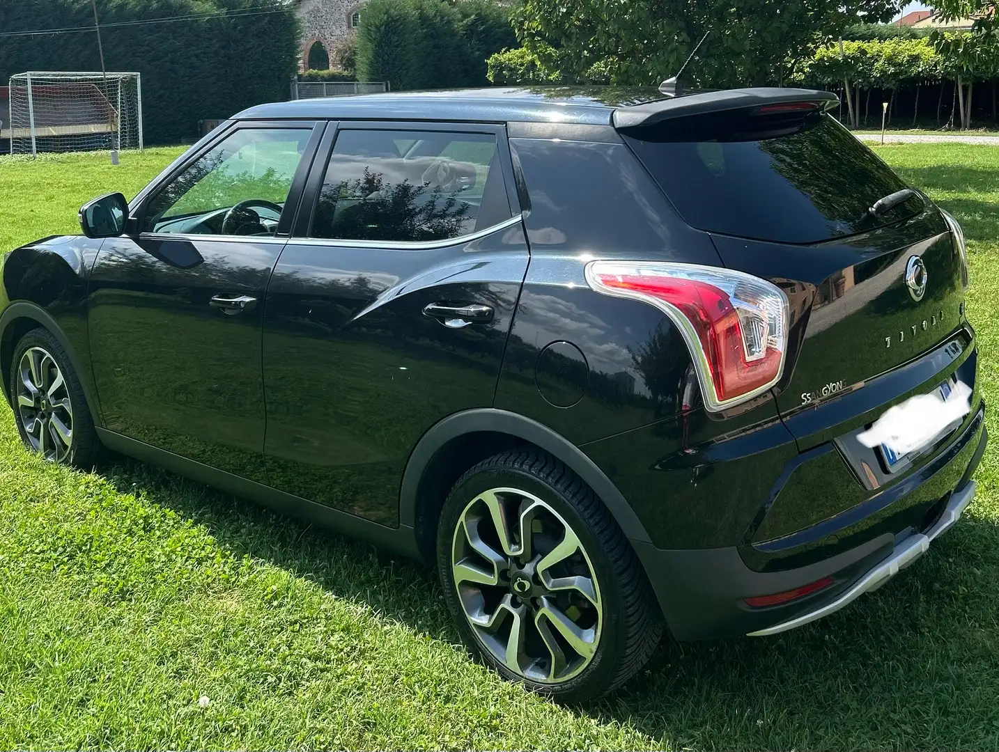 SsangYong Tivoli 1.6d Go awd auto - 1