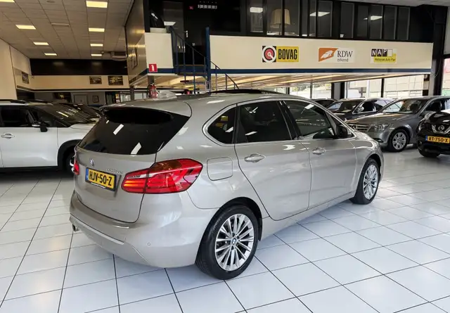 BMW 2 Series view 15
