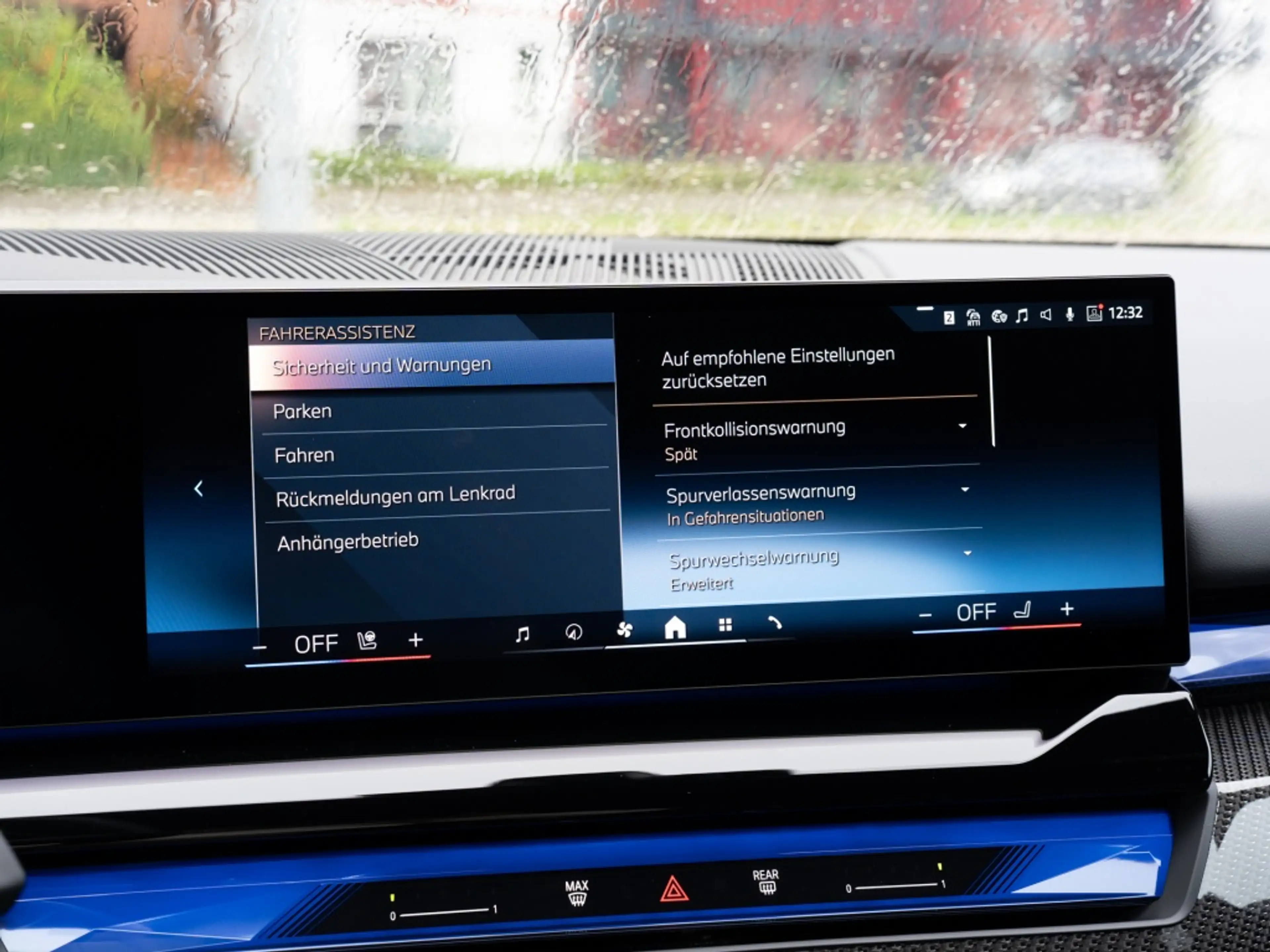 BMW 540 d xDrive M Sport touring MEMO 360 AHK DISTR — photo 11
