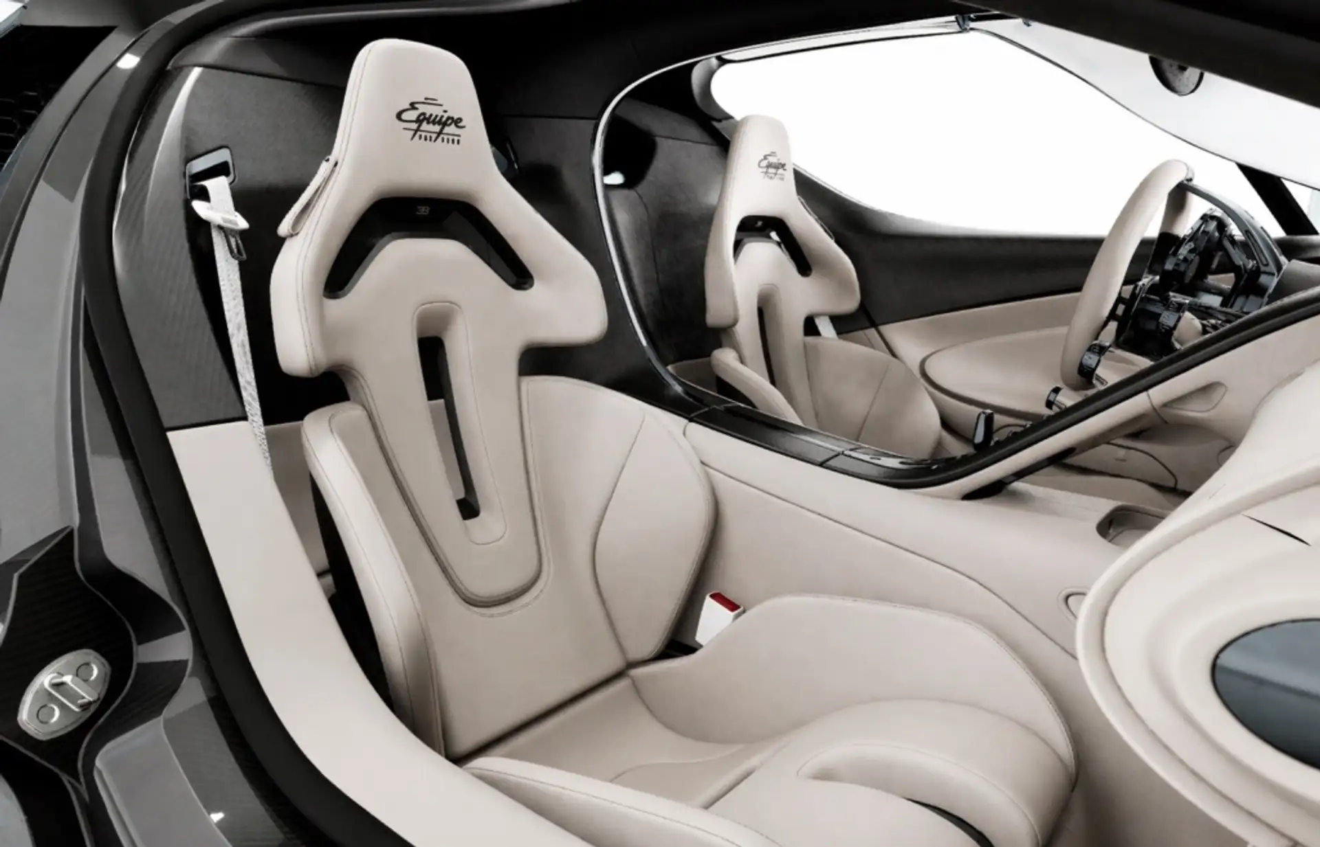 부가티 Tourbillon 2026 블랙 사진 8