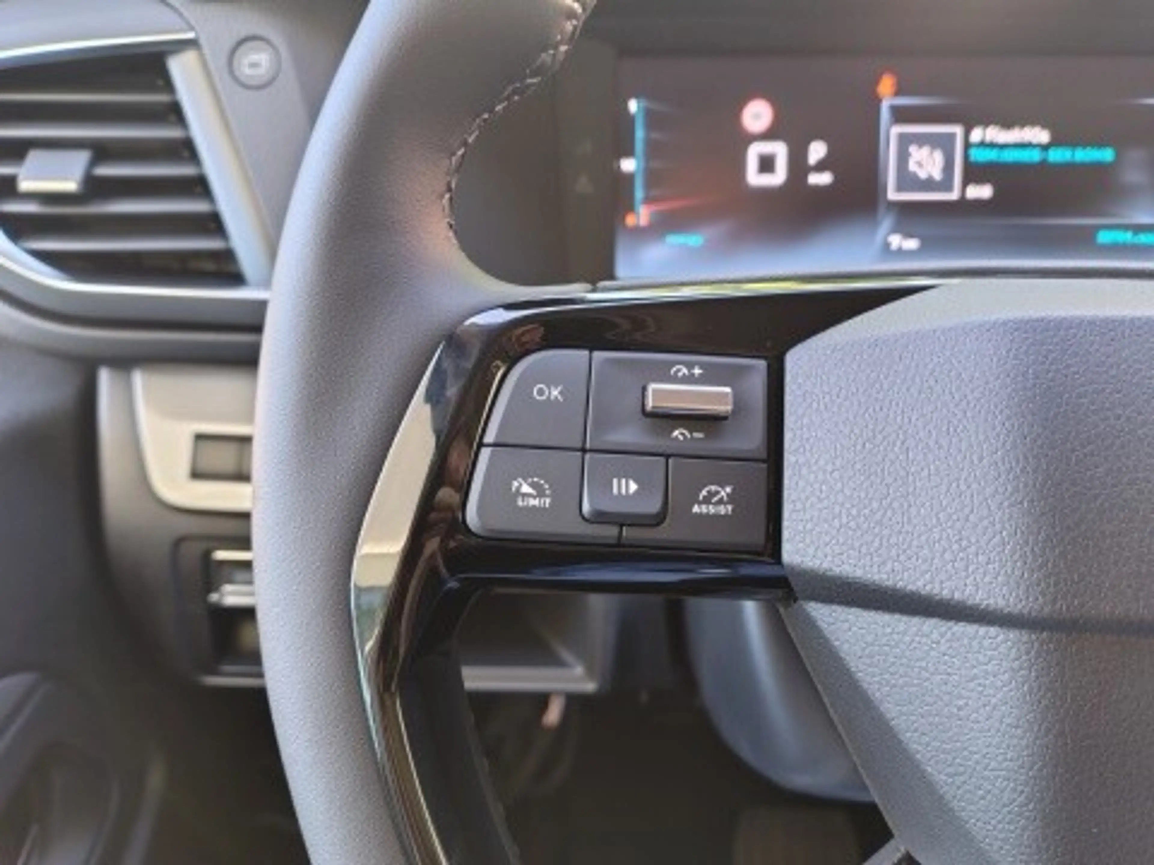 Citroen Spacetourer Diesel 180 S&S EAT8 M Business Lounge — photo 11