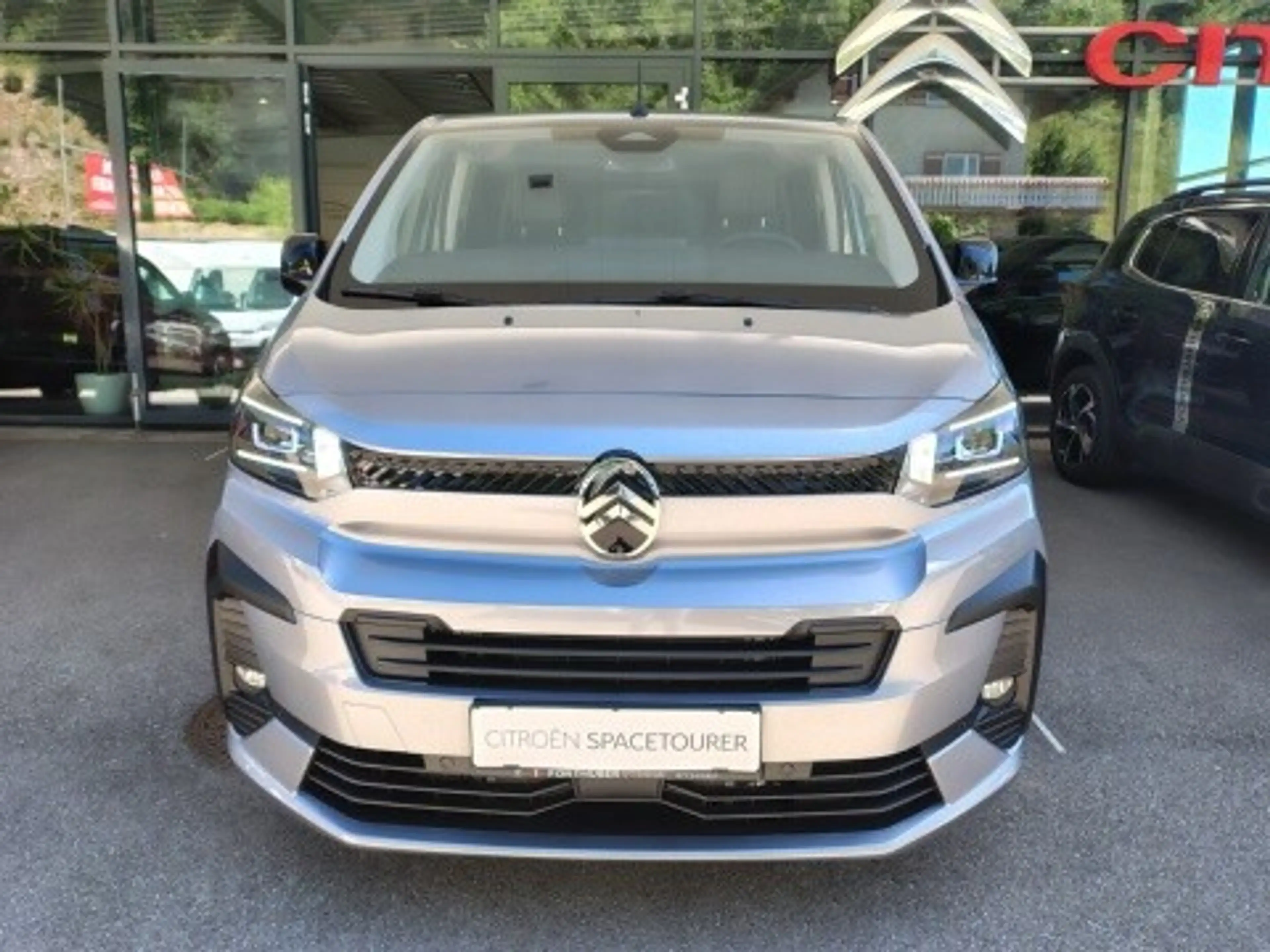 Citroen Spacetourer Diesel 180 S&S EAT8 M Business Lounge — photo 2